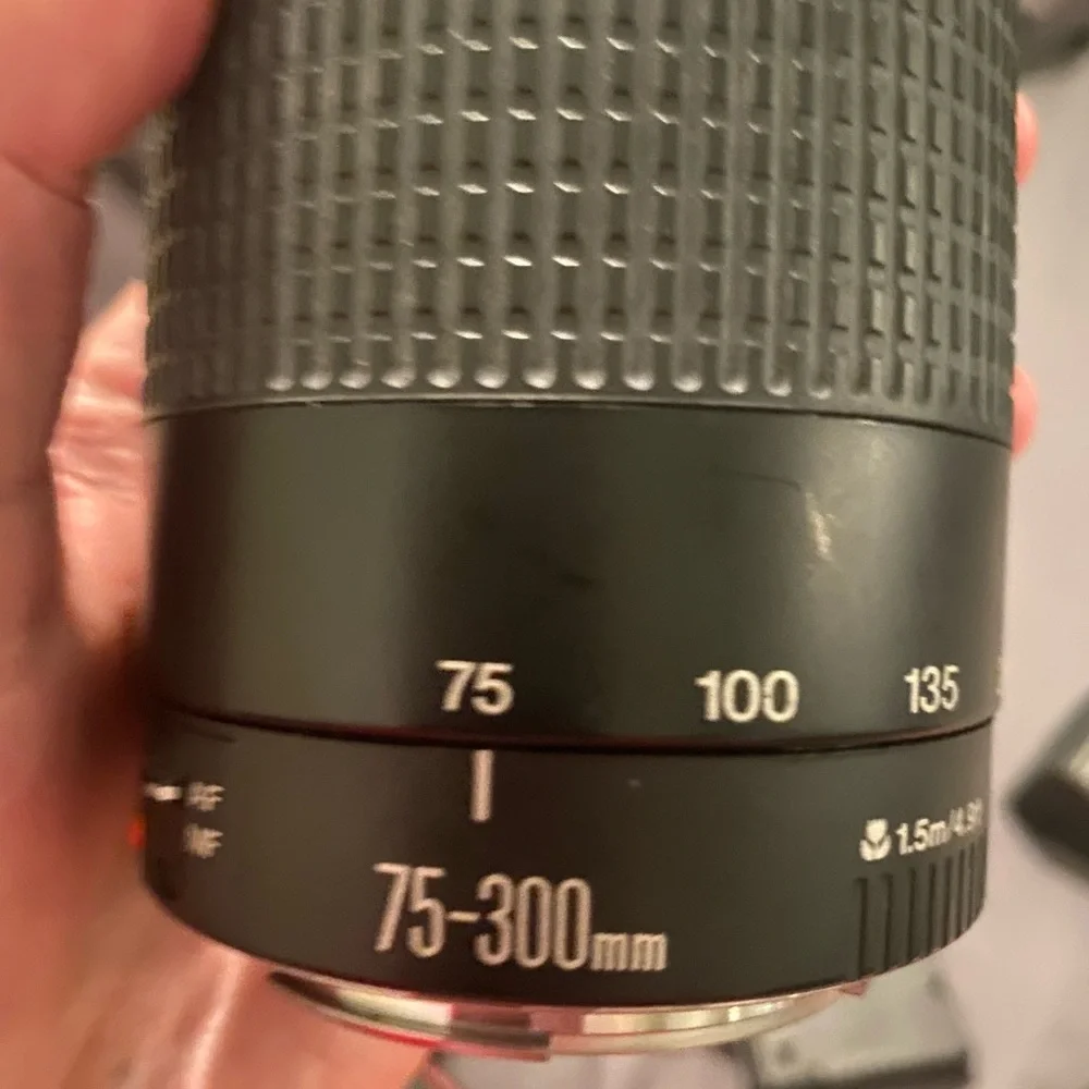 Canon EOS rebel and zoom lens